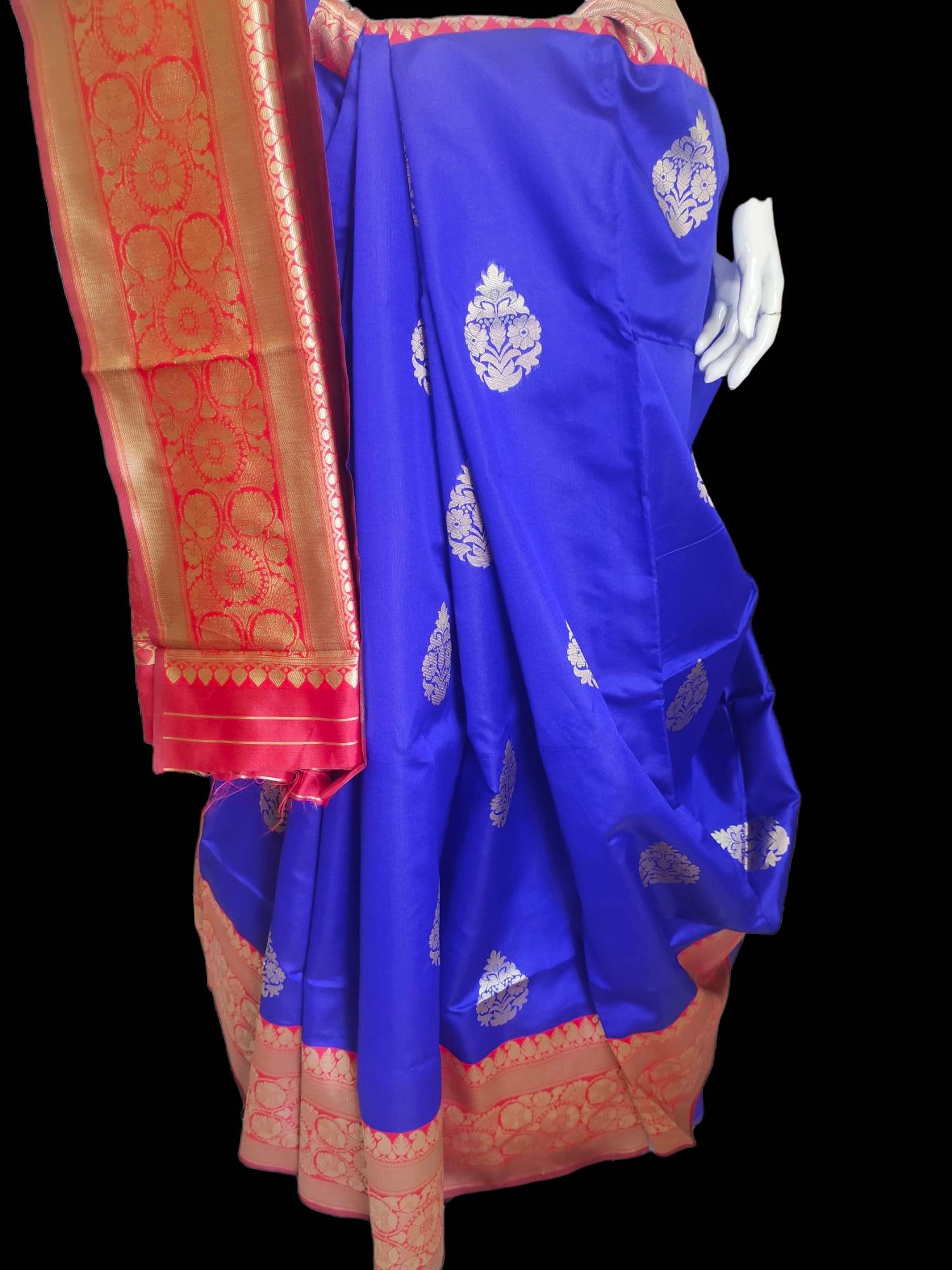 Blue and red banarasi silk saree with zari work with red unstiched blouse with cotton stitched peticoat Bollywood Indian Ethnic Festive Puja