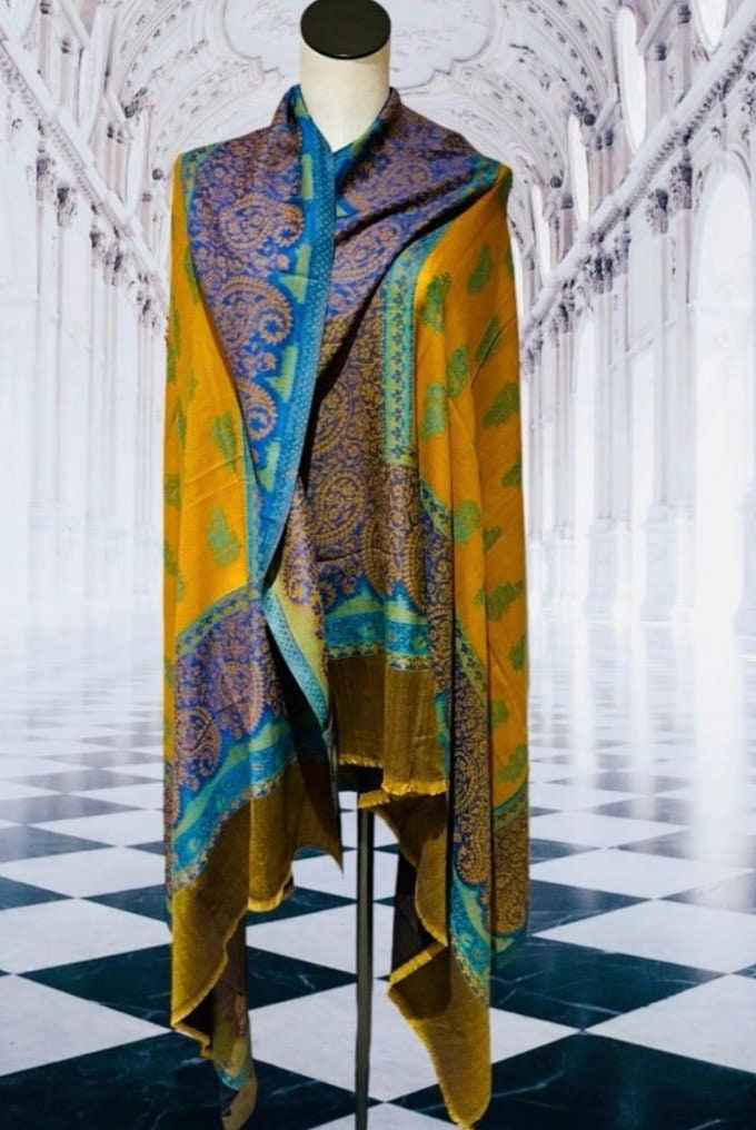 Mustard Yellow Blue Embroidered 100% Cashmere Pashmina Luxurious Hand Woven Shawl Pure Pashmina Lightweight Luxurious Shawl Soft Scraf