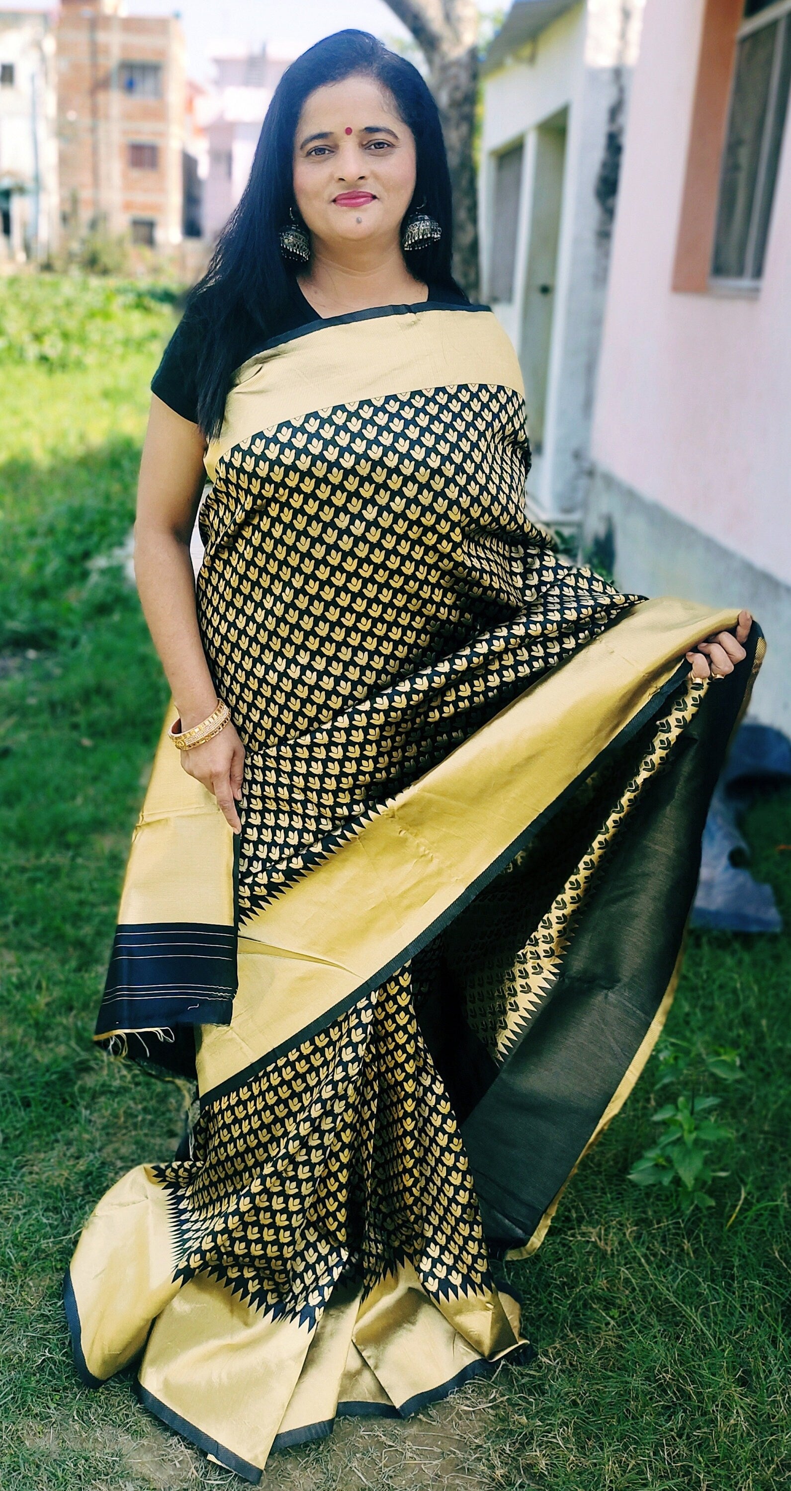 Black Golden Kanjeevaram Silk Saree Black Silk Unstitched Blouse Piece Intricate Zari Work Regal Look Limited Edition Statement Piece