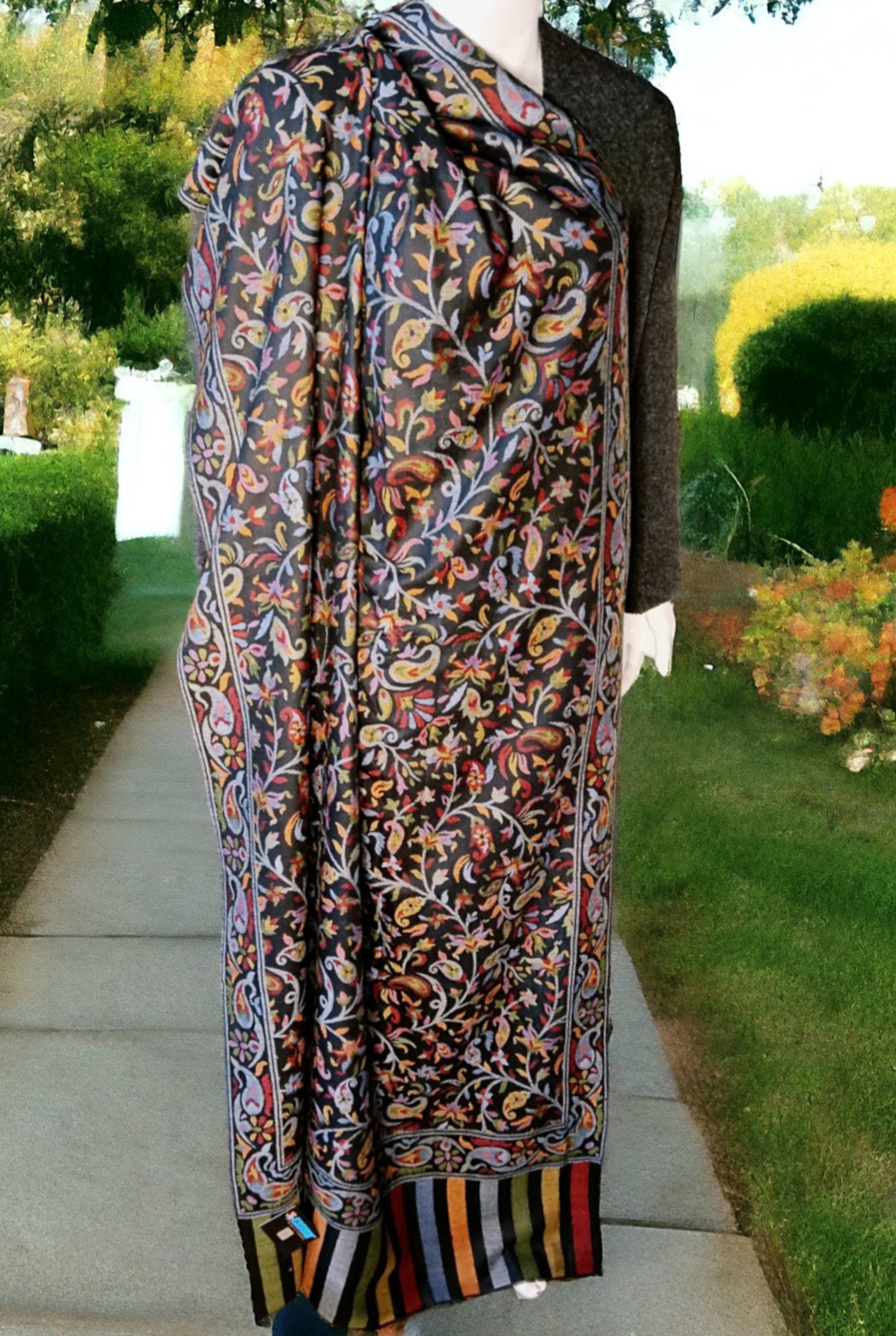 Black Floral Kani Weave 100% Cashmere Pashmina Luxurious Hand Woven Shawl Scarf Travel Blanket Neck Warmer Vintage PashminaSoft Touch