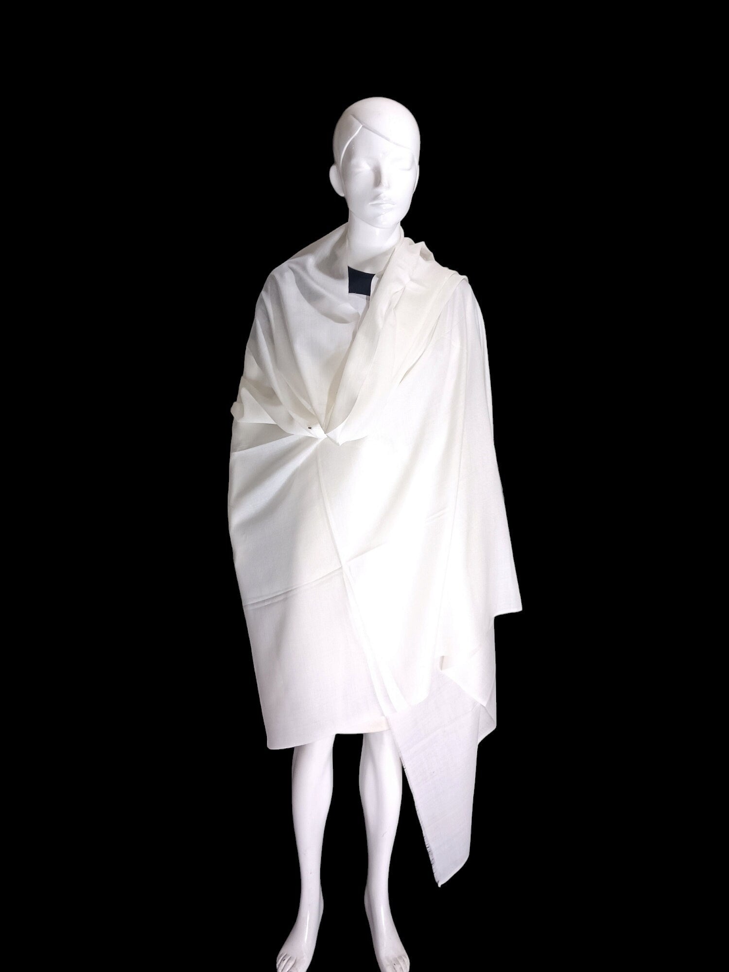 White 100 % Cashmere Pashmina Luxurious Hand woven Shawl/Scarf Unisex Travel Blanket Vintage Winter Outfit Lightweight Designer Neck Warmer