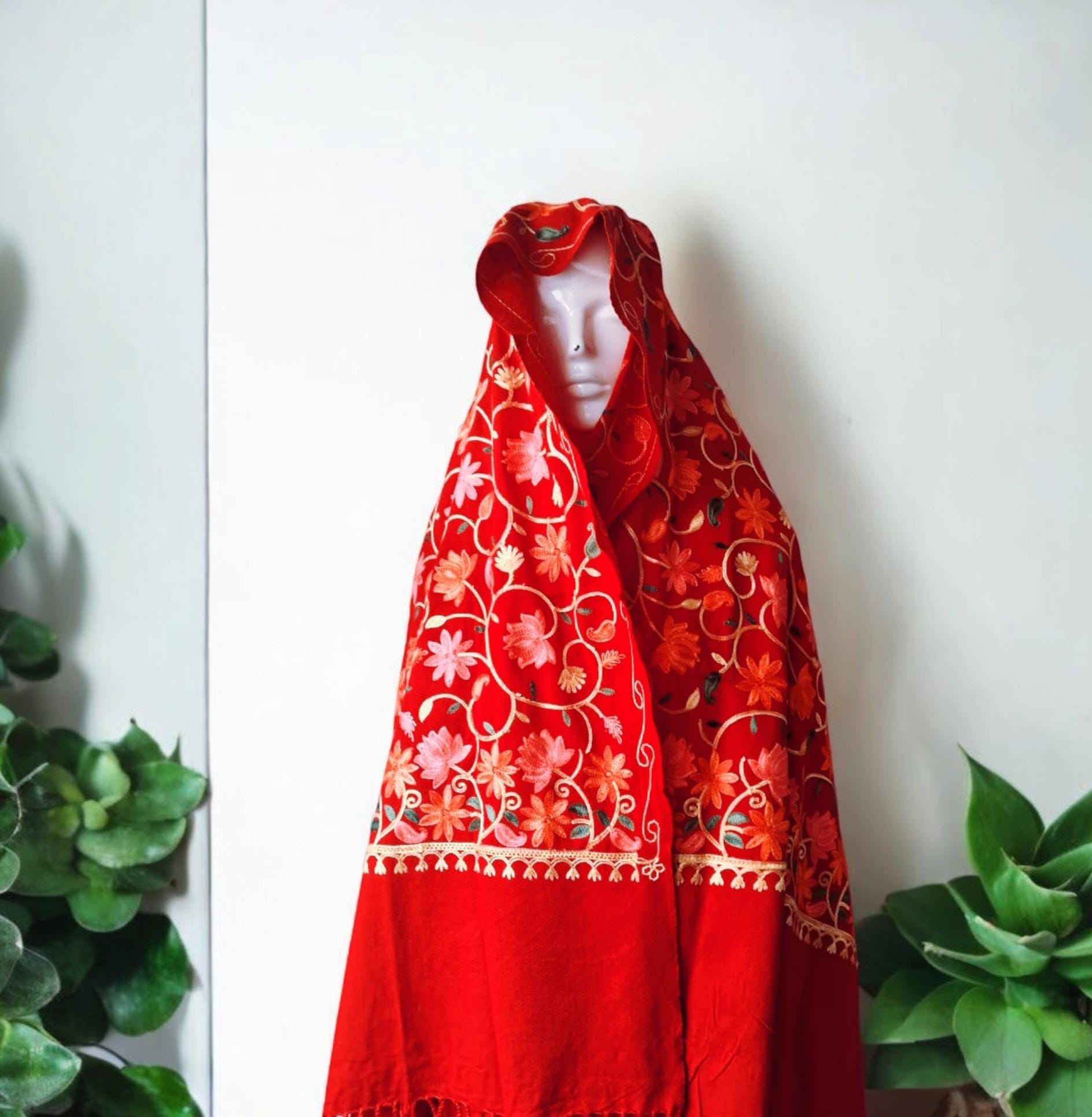 Red Embroidered Floral Design Cashmere Shawl/Scarf Luxurious Hand woven Soft Touch Lightweight Travel Blanket Vintage Winter Outfit