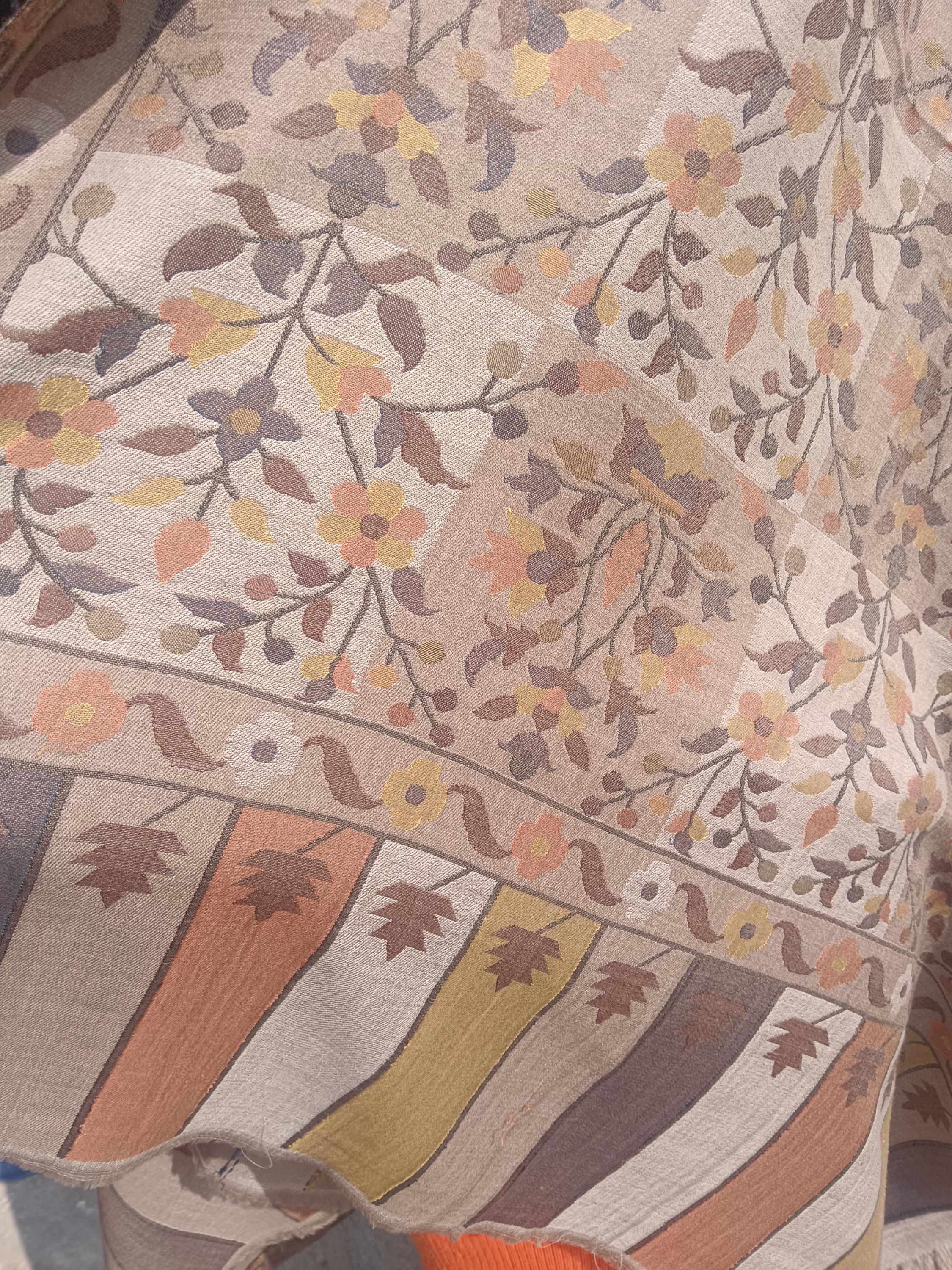 100% Pure Cashmere Pure Pashmina Beige Fully Embroidered Using Silk Thread Floral Pattern Hand Woven Hand Work Woollen Thread Pattern Shawl