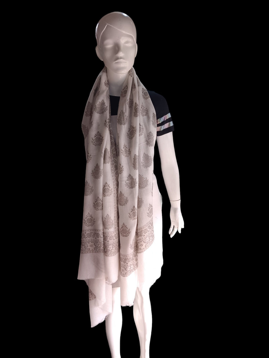 White Embroidered 100 % Cashmere Pashmina Luxurious Hand woven Shawl/Scarf Soft Touch Lightweight Travel Blanket Vintage Winter Outfit