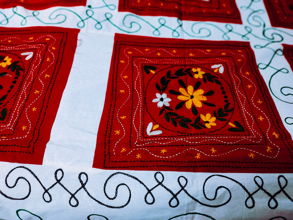 Cotton Red White Applique Embroidered Handmade Queen Size Bedsheet With Two Matching Pillow Covers Pack Of 1 Indian Style Bedsheet Bohemian