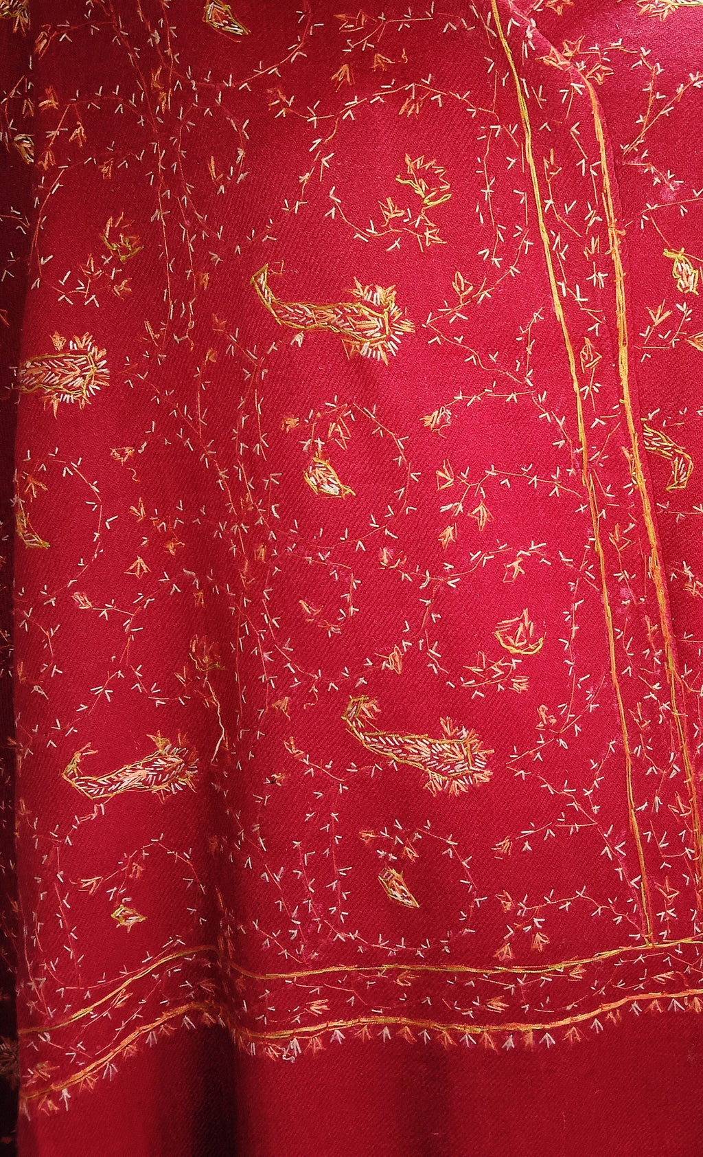 Red Embroidered 100% Pure Kashmiri Cashmere Shawl Scarf Travel Blanket Vintage Winter Outfit Wedding Anniversary gift Neck Warmer Designer