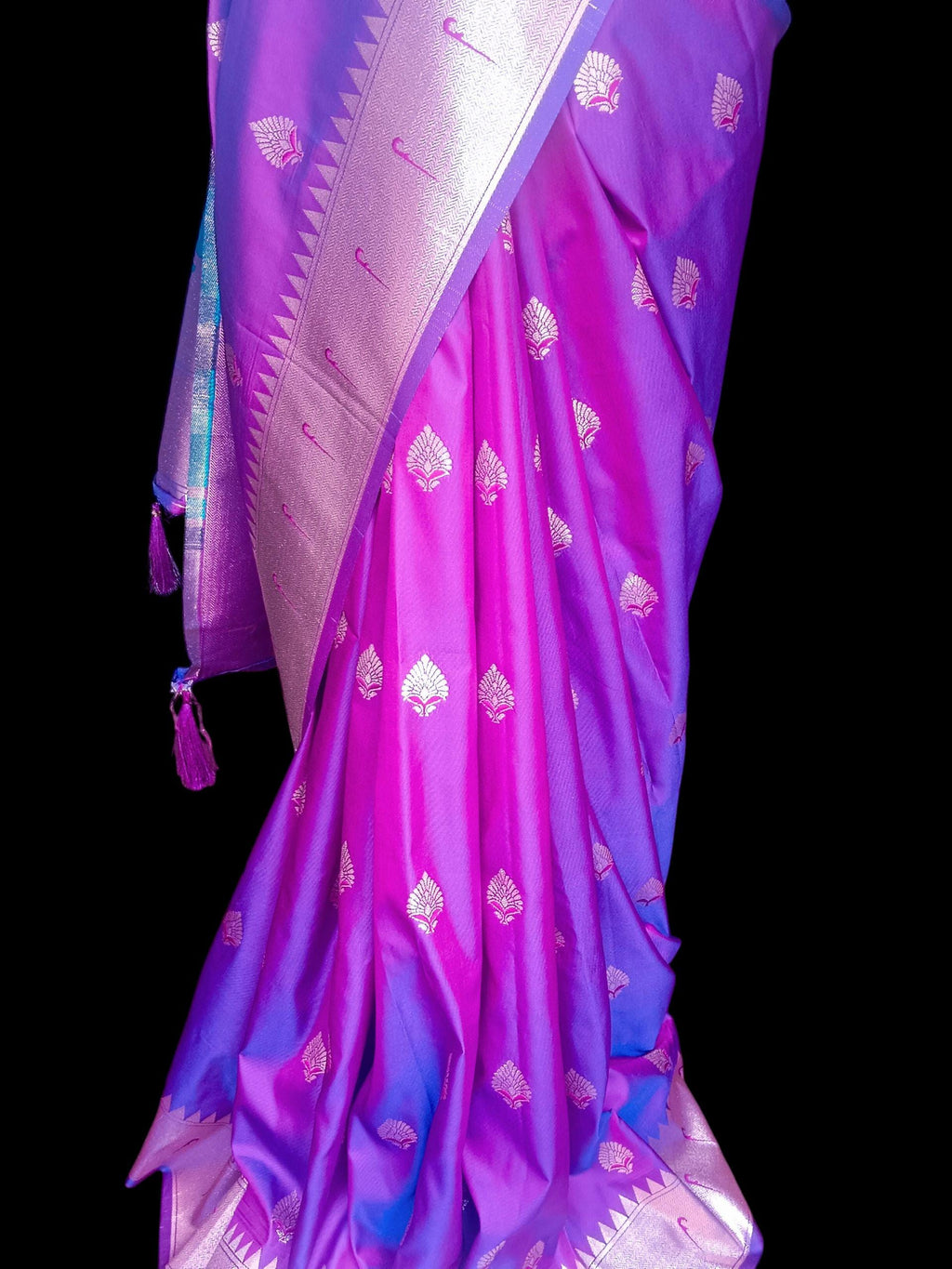 Violet banarasi silk saree with zari work Embroidered Nature inspired pattern with violet unstitched blouse Bollywood Indian Ethnic Festive