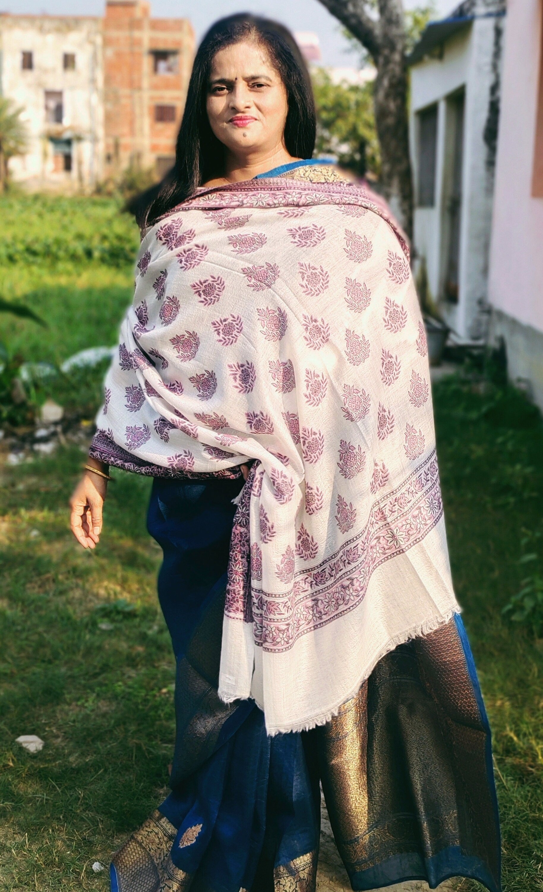 White Lavender 100% Cashmere Pashmina Hand Woven Shawl Neck Warmer Lightweight Soft Material Pure Cashmere Luxurious Shawl Shoulder Warmer