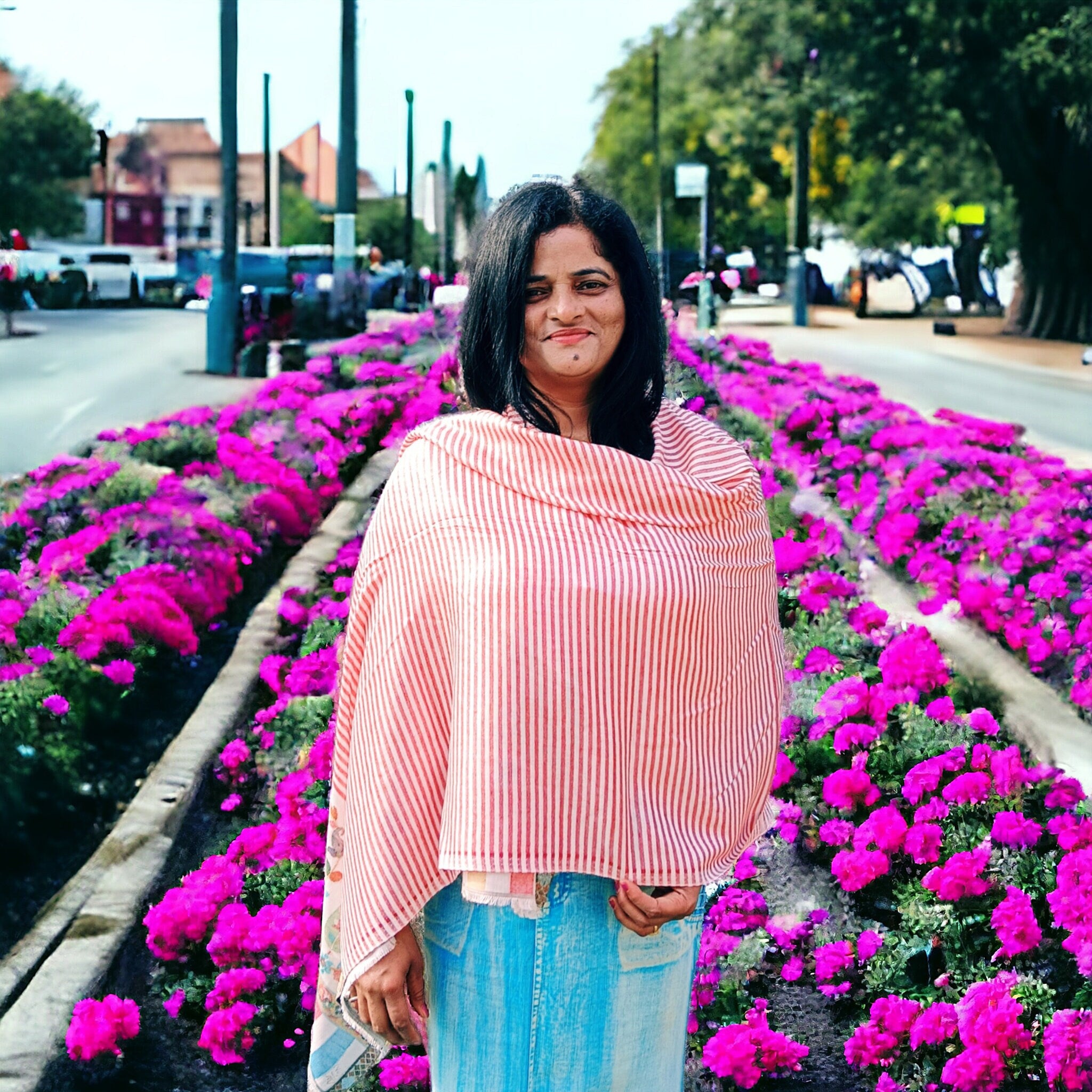 Pink Red White Stripe Embroidered 100 % cashmere Pashmina Luxurious Hand woven Shawl Scarf Soft Touch Lightweight Neck Warmer Designer Stole