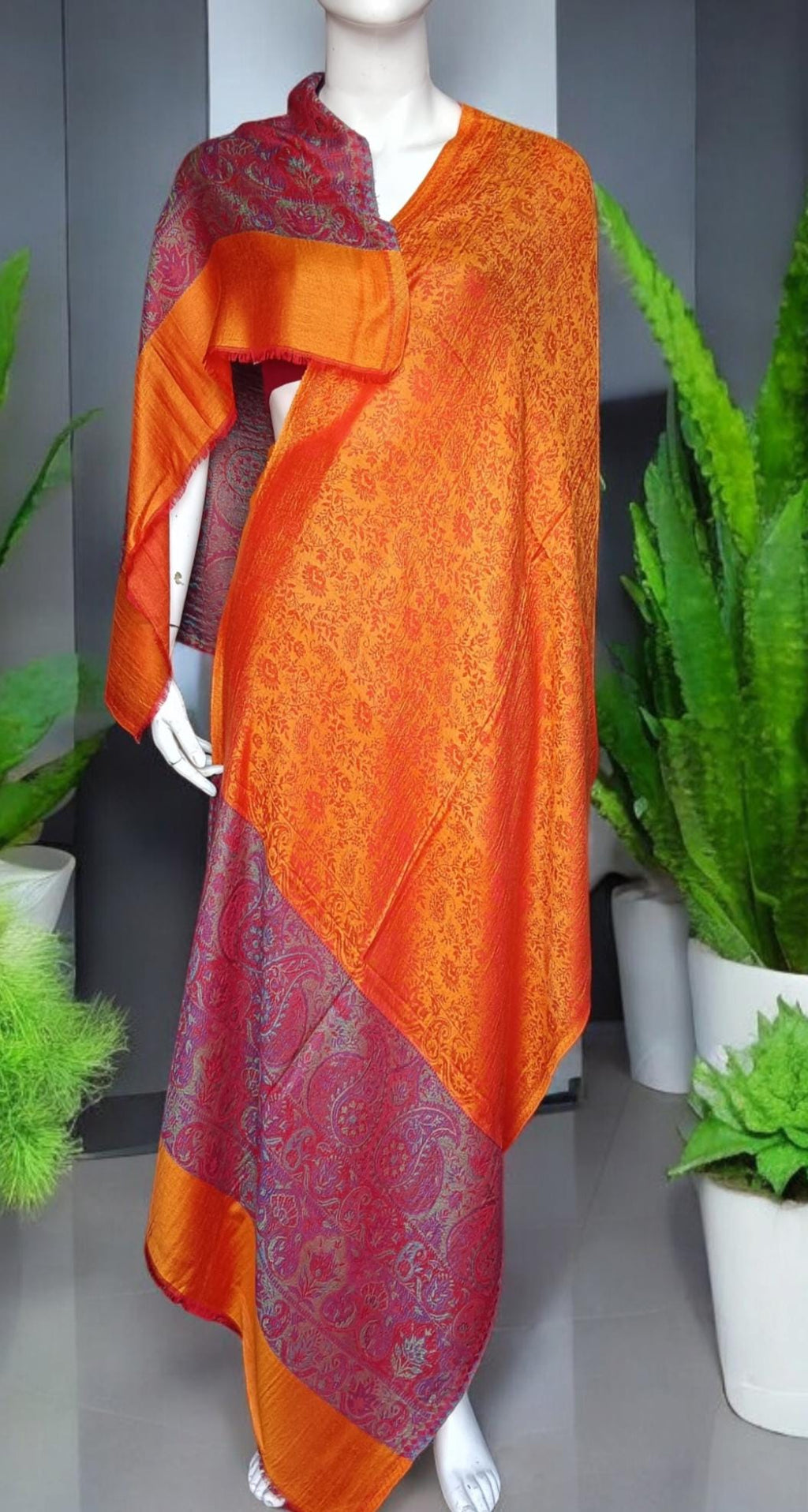 Orange Red Hand Embroidered Cashmere Pashmina Stoll/Shawl Winter Outfit Kashmiri Shawl Kashmiri Stole Soft Touch Lightweight Gift for her