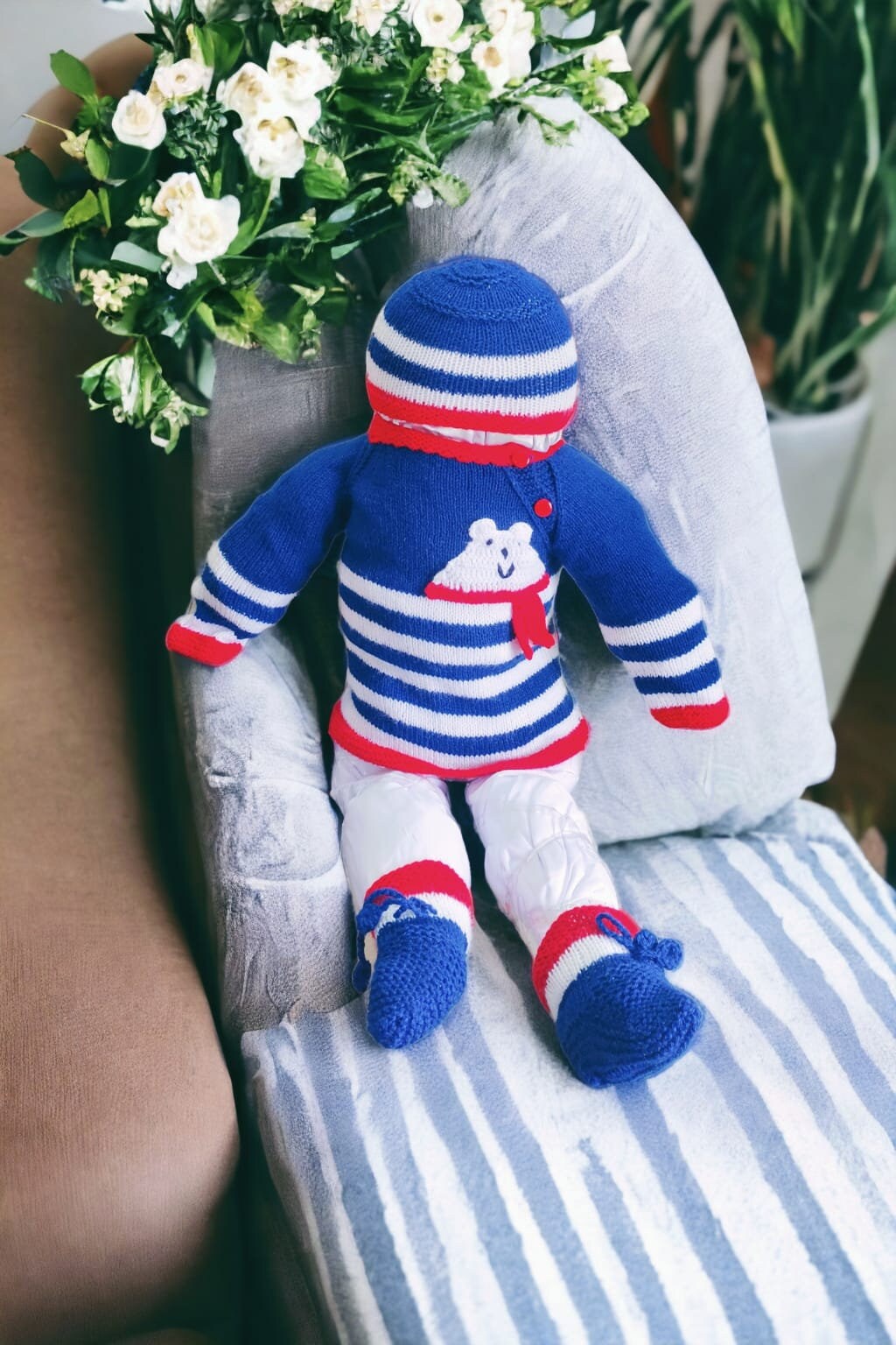100% Wool Handmade Blue Red White Sweater Beanie / Cap Socks For Boys And Girls Winter Outfit Comfortable Sweater Soft Wool Purely Handmade