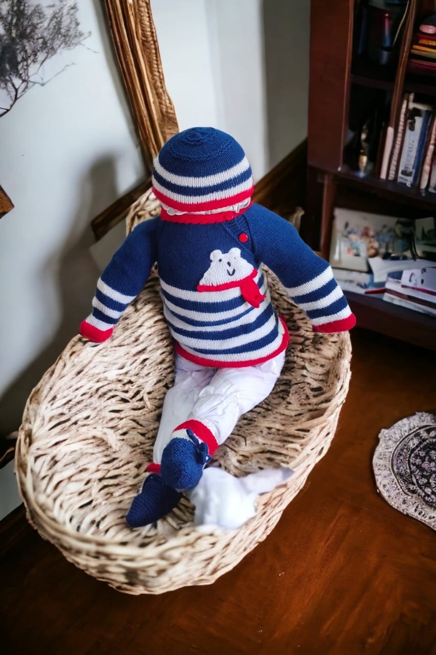 100% Wool Handmade Blue Red White Sweater Beanie / Cap Socks For Boys And Girls Winter Outfit Comfortable Sweater Soft Wool Purely Handmade