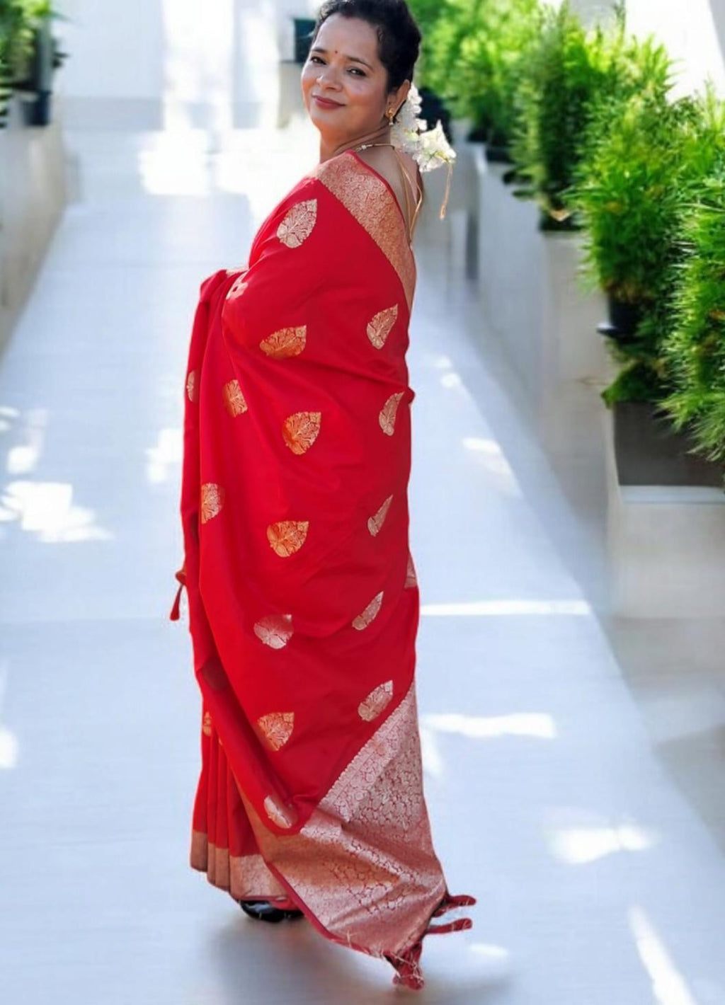 Pure Red Banarasi Silk Saree Zari border Unstitched Plain Red Silk Blouse Piece Perfect for Wedding Festive Occasions Gift for her Indian