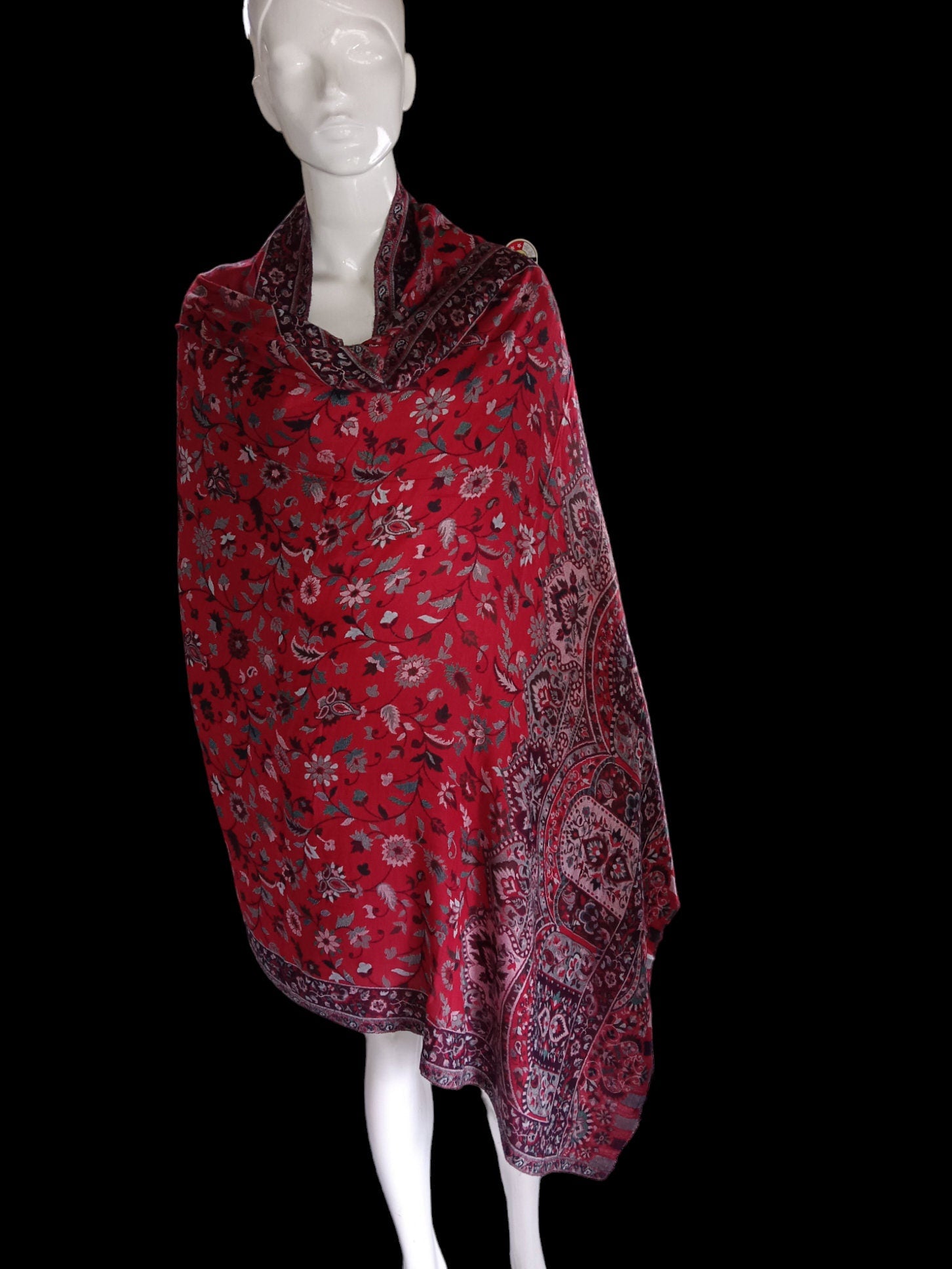Red Floral Embroidered cashmere Pashmina Handwoven Shawl/Scarf Luxurious Soft Touch Vintage Winter Outfit Lightweight Designer Neck Warmer