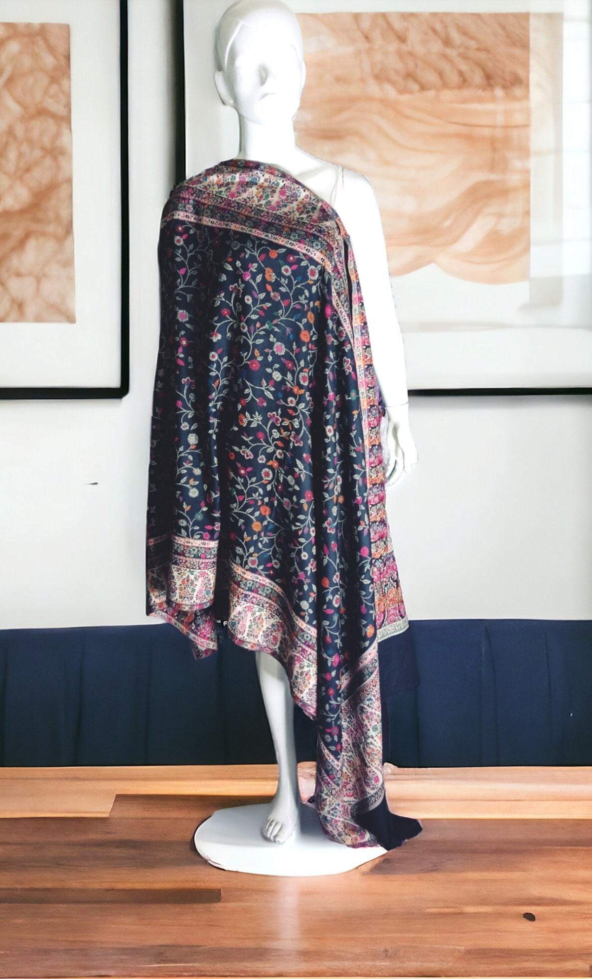 Black Floral Embroidered 100% cashmere Pashmina Luxurious Hand woven shawl scarf Travel Blanket Vintage Shawl Winter Pashmina Neck Warmer