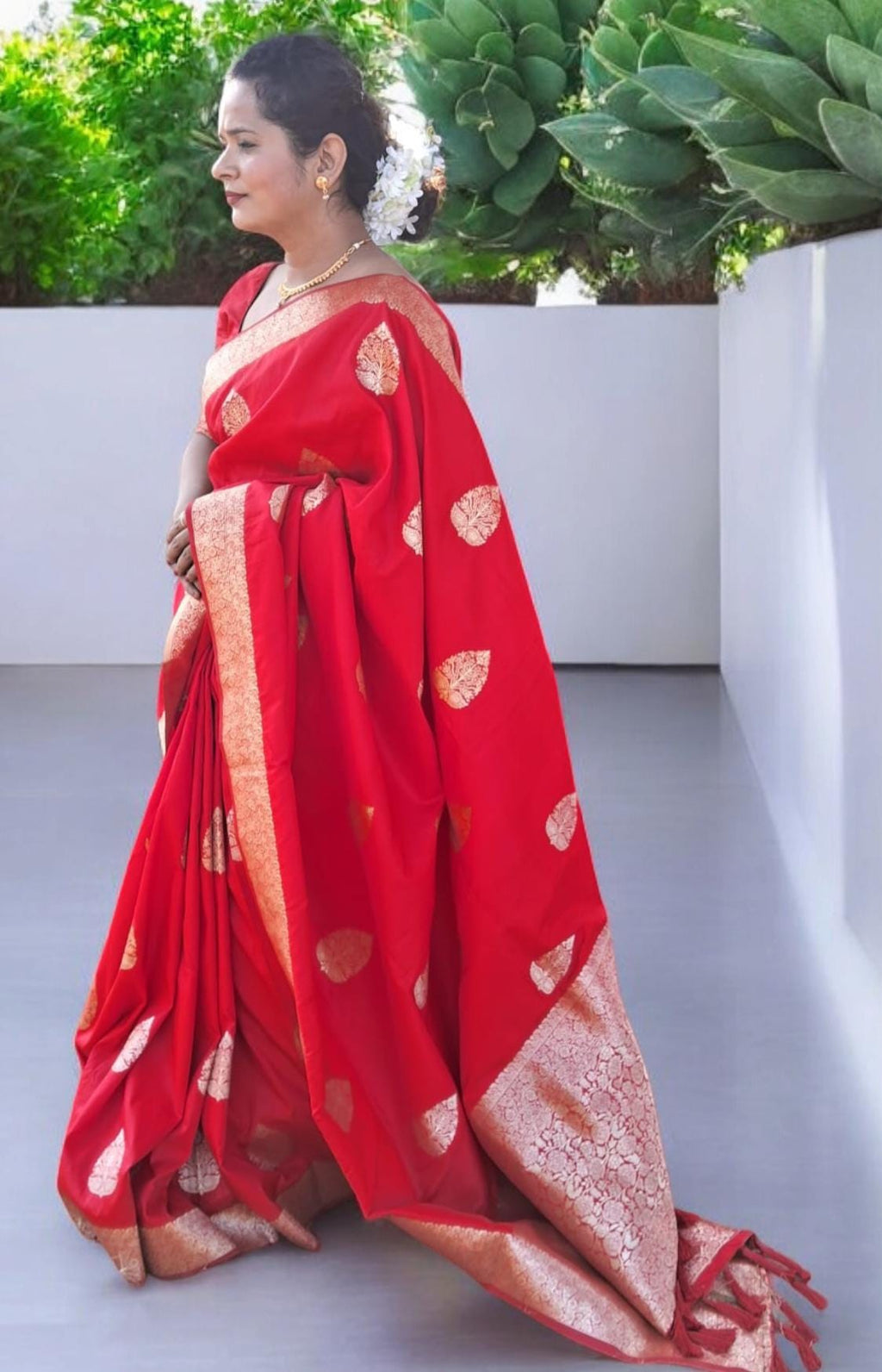 Pure Red Banarasi Silk Saree Zari border Unstitched Plain Red Silk Blouse Piece Perfect for Wedding Festive Occasions Gift for her Indian