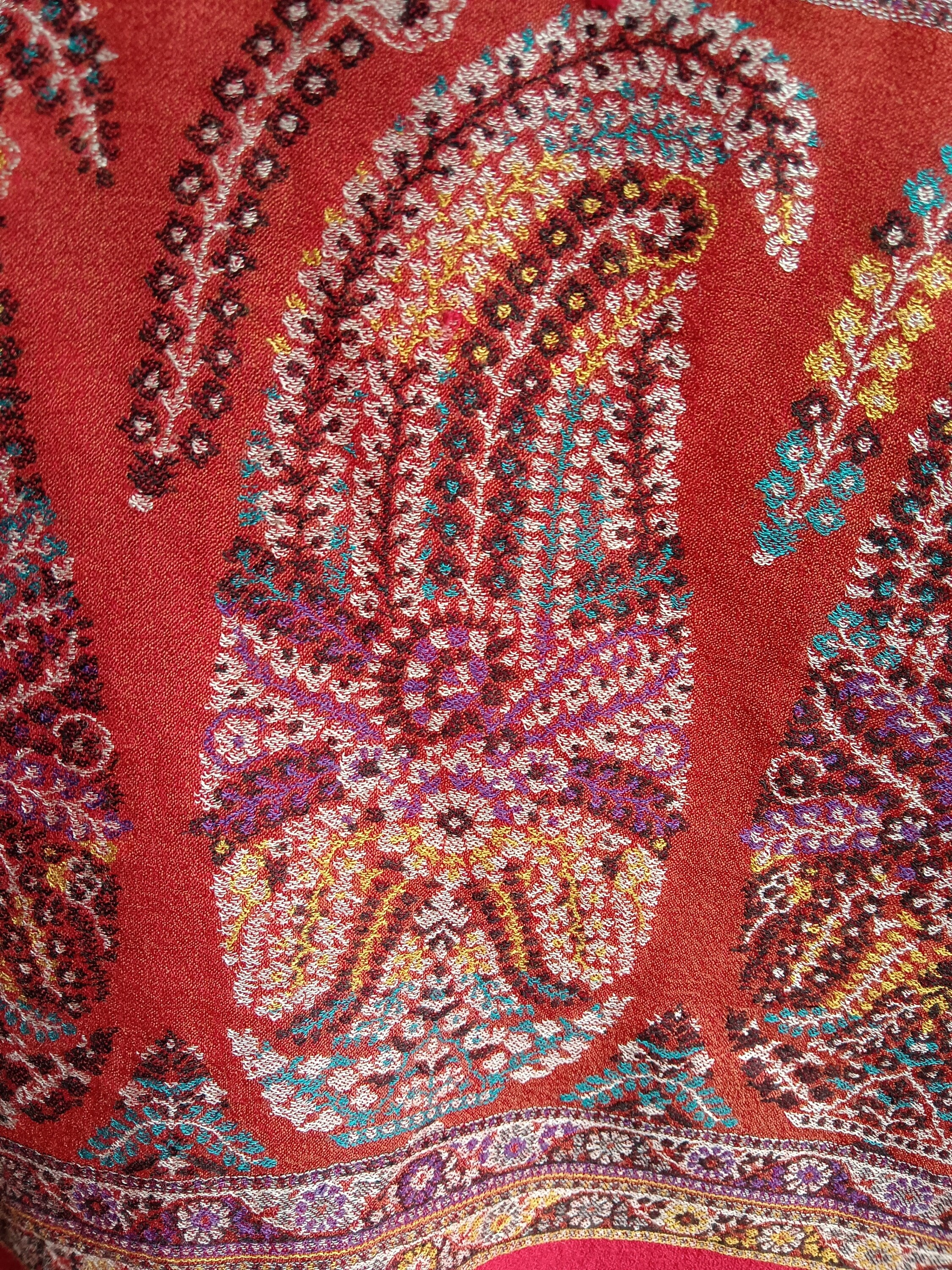 Pure Cashmere Pashmina Luxurious Red Handwoven shawl 100% Cashmere Lightweight Luxurious Shawl Soft Touch Neck Warmer Travel Blanket Cozy