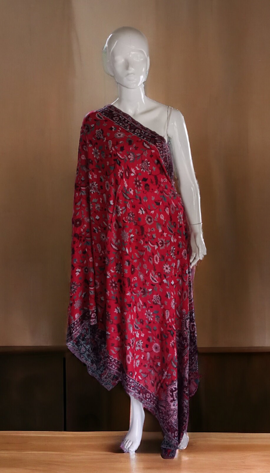 Red Floral Embroidered cashmere Pashmina Handwoven Shawl/Scarf Luxurious Soft Touch Vintage Winter Outfit Lightweight Designer Neck Warmer