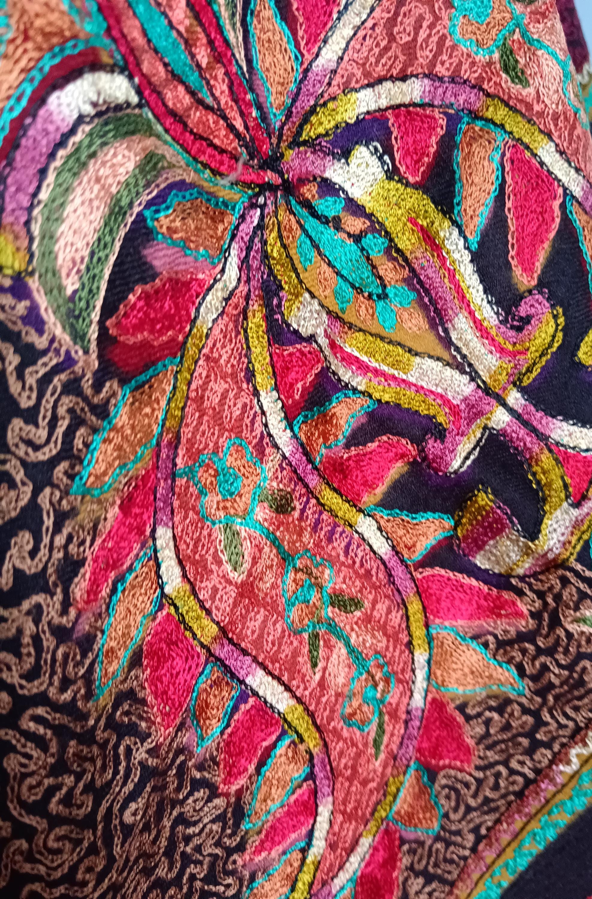 100% Pure Cashmere Pure Pashmina Heavily Embroidered Using Silk Thread Work Hand Woven Hand Work Tie Dye Pattern Black Shawl Red Shawl