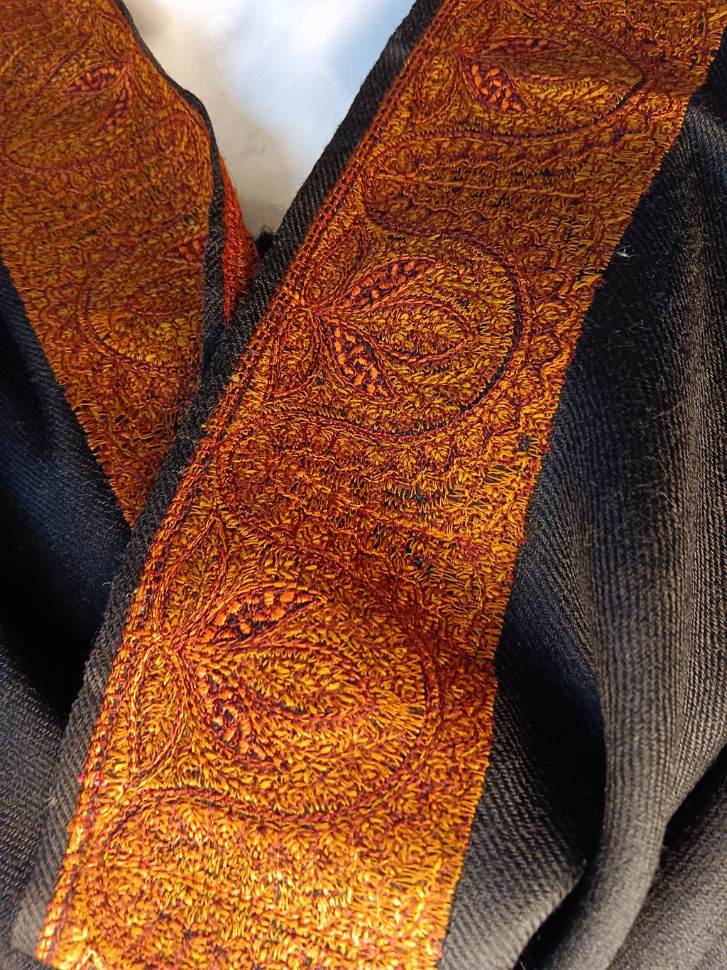 Black Brown 100% Cashmere Pashmina Luxurious Hand woven Shawl Lightweight Soft Touch Neck Warmer Shoulder Warmer Scarf Travel Blanket Winter