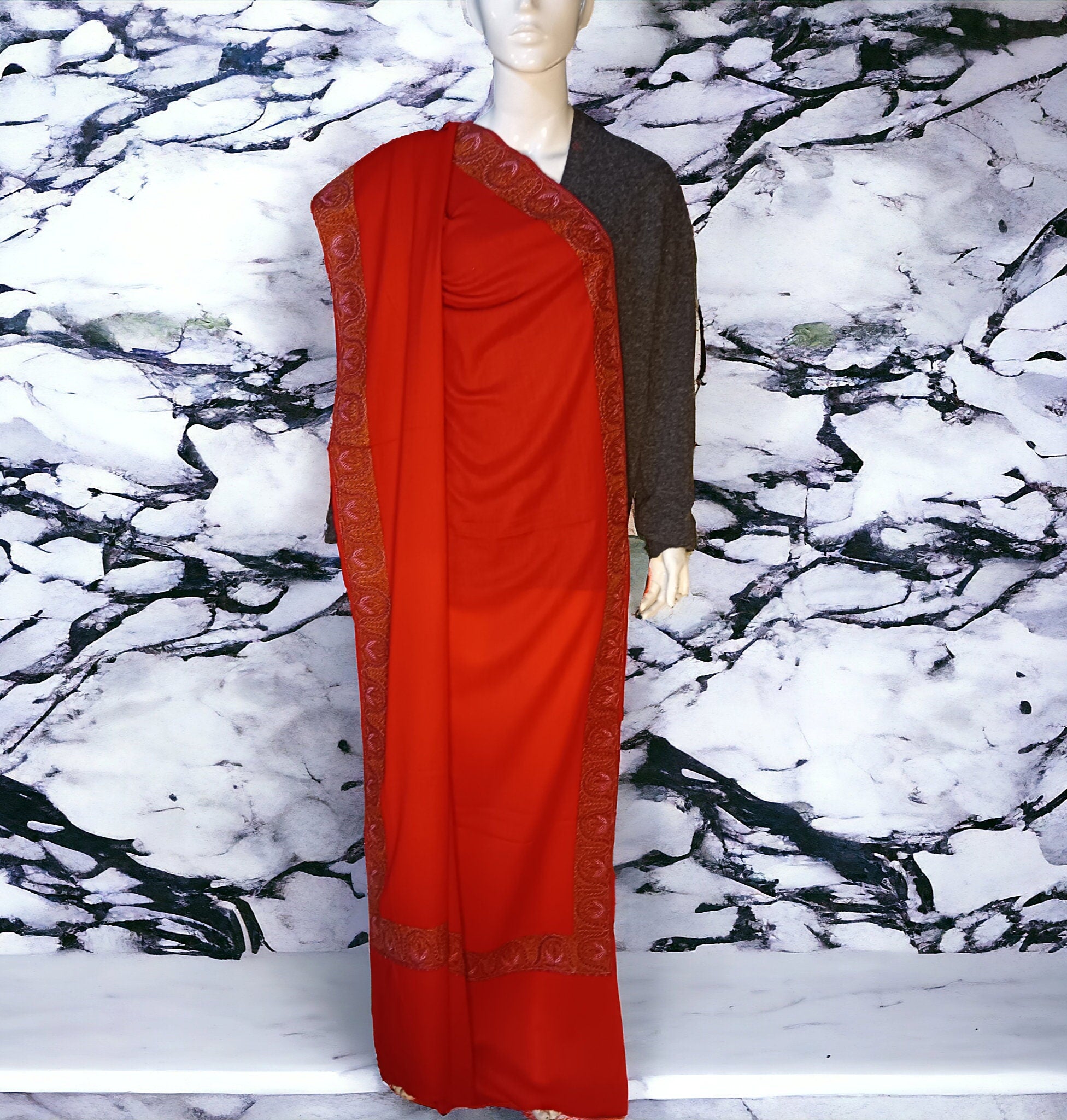 Red embroidered 100% Cashmere Pashmina Luxurious Hand woven shawl for women neck warmer showerd Warmer Travel Blanket winter outfit