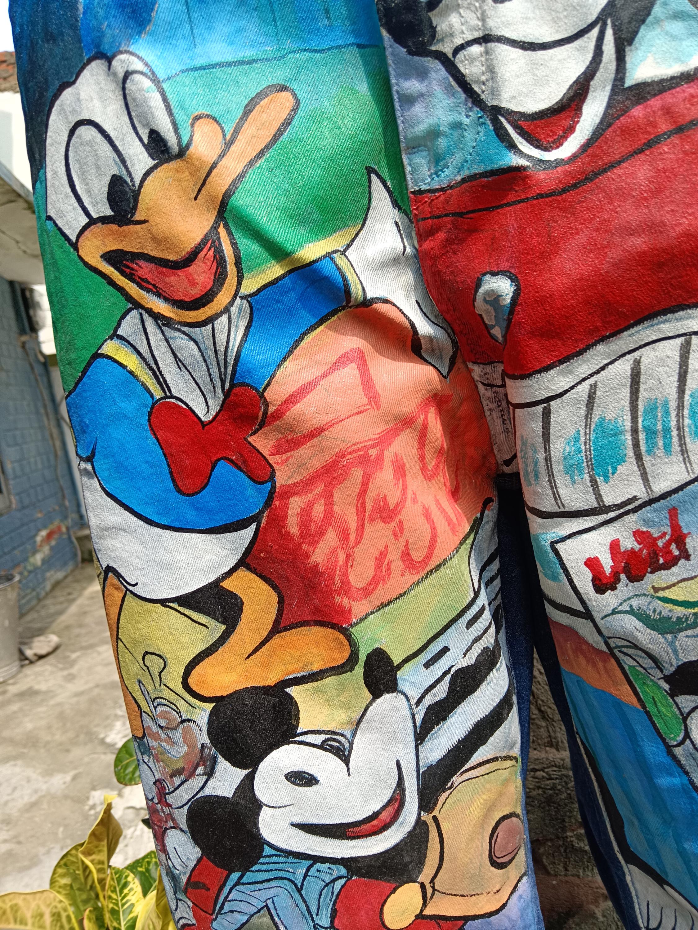 NEW Women's  Hand Painted Straight Leg Cotton Jeans Multicolor Denim Rare Vintage Look Blue Denim Jeans