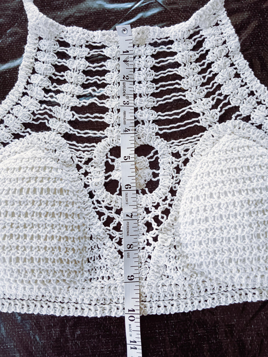 Women White Cotton Padded Top Bralette Elegant Cut Off Knot Style Sleeveless Cut Ideal For Warm Weather Beach Wear Surfer Wear Backless